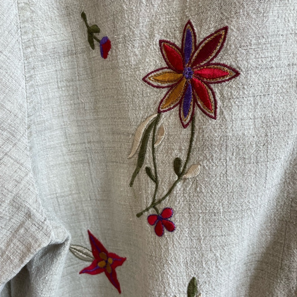 NORTHCREST Vintage Beige Linen/Cotton Blend Emboidered Button Up Shirt. - Picture 4 of 9